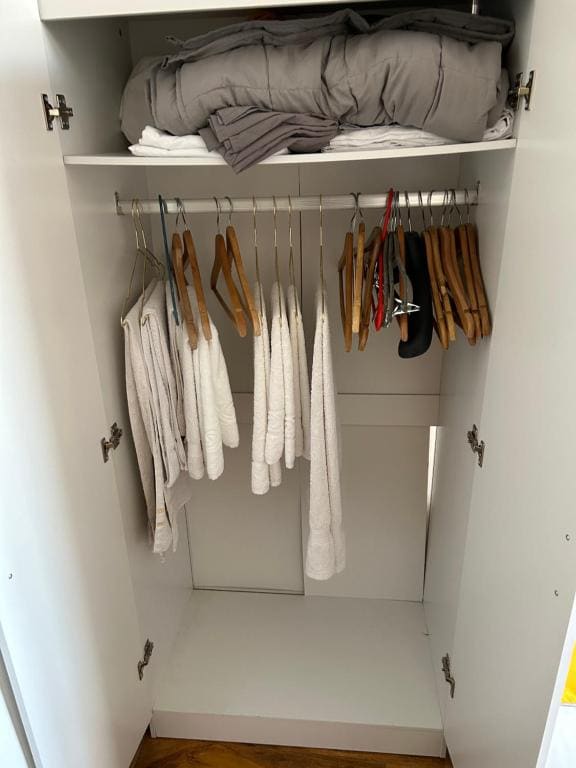 Family Room room - Image 1