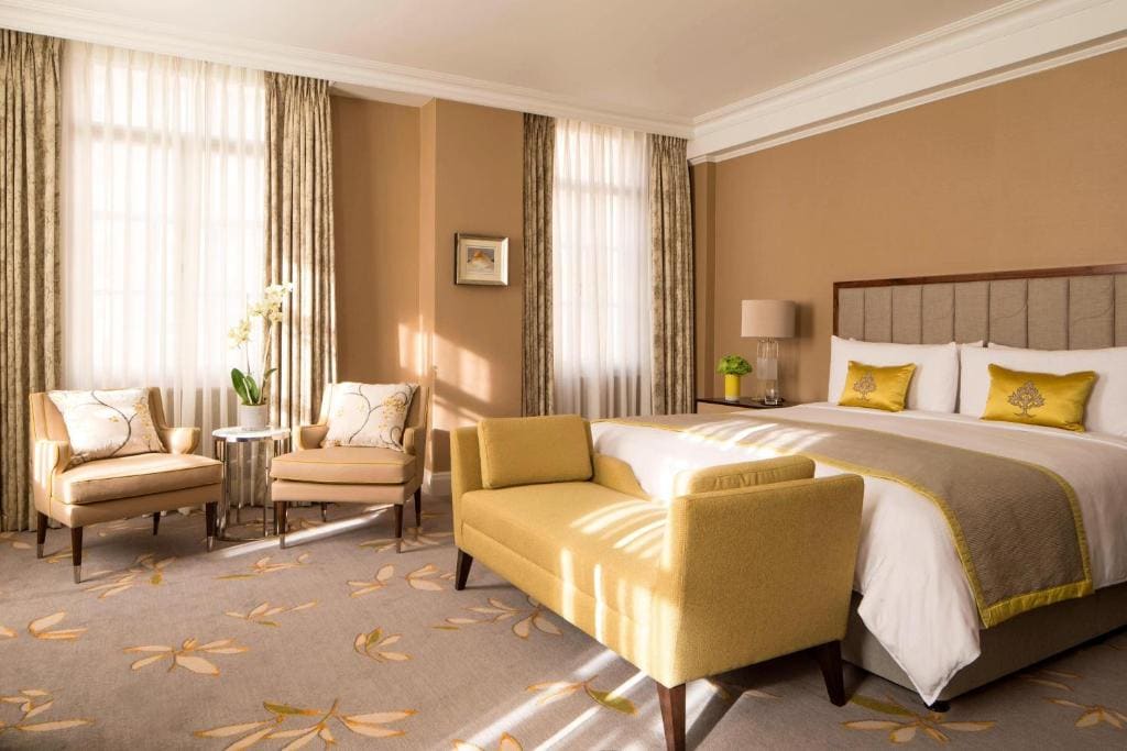 Premium Park View Suite, 1 King room - Image 2
