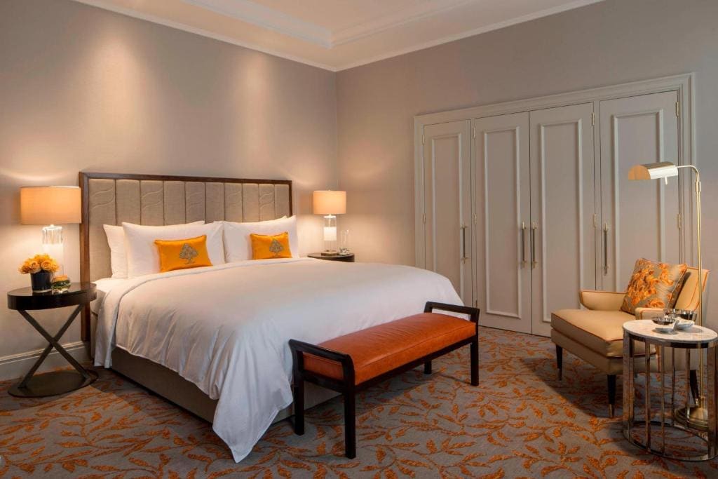 Park View Suite, 1 King room - Image 3