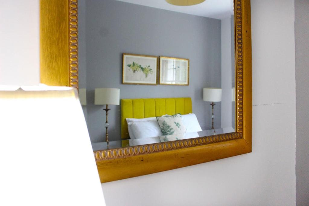 Deluxe Double Room with Bath room - Image 2