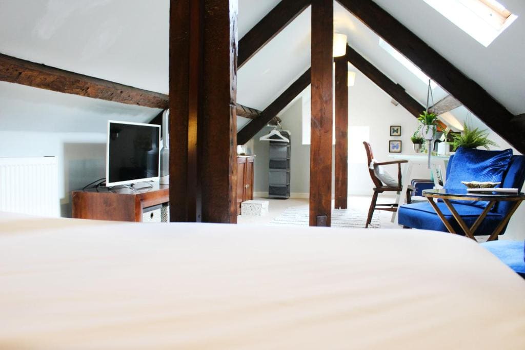 Deluxe Double Room with Shower room - Image 1