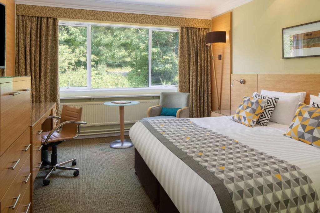 Executive King Suite - Non-Smoking room - Image 1