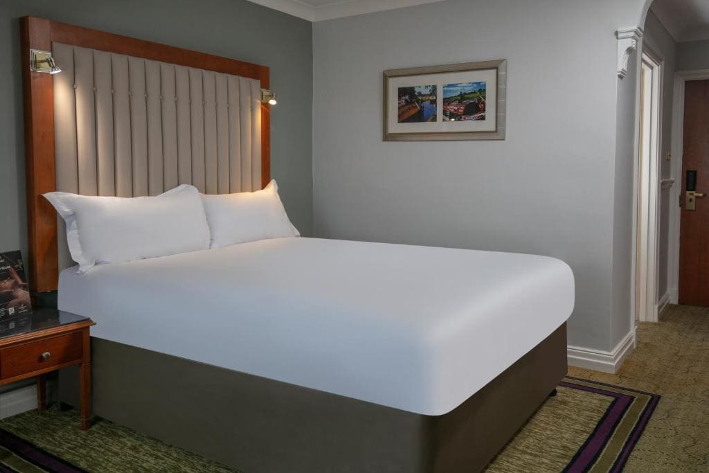 Classic Double Room room - Image 2