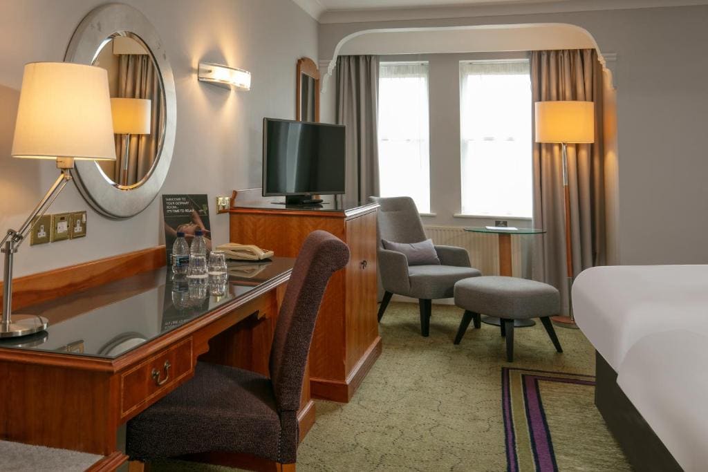 Deluxe King Room room - Image 1