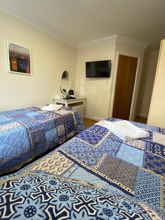 Twin Room room - Image 1
