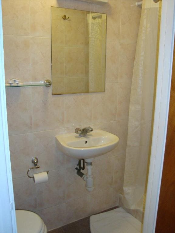 Twin Room room - Image 2