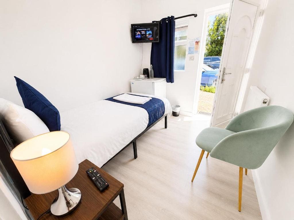 Deluxe Twin Room room - Image 1