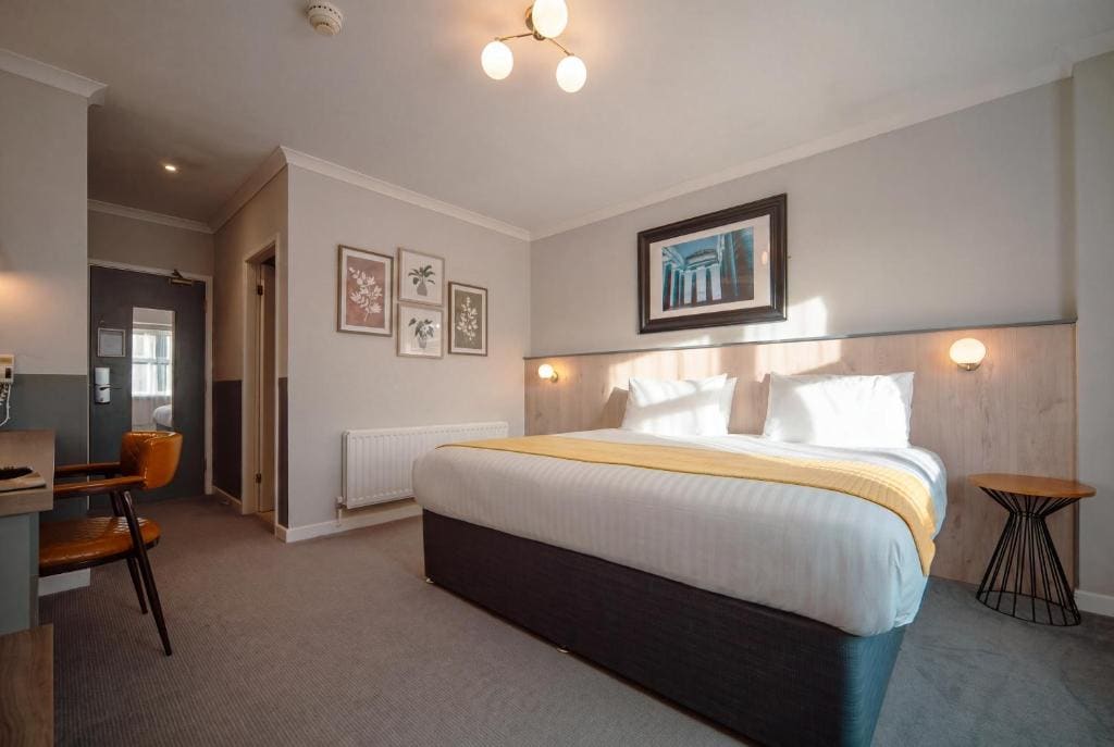 Deluxe Double Room room - Image 2