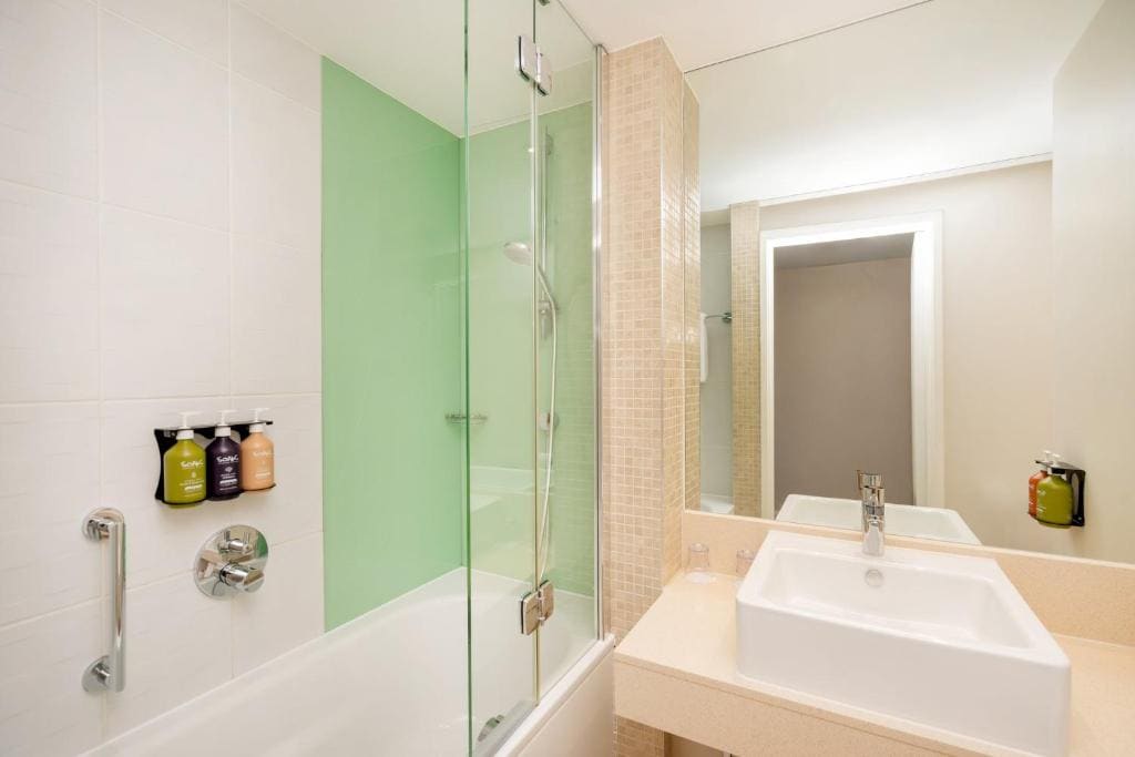 Standard Room room - Image 3