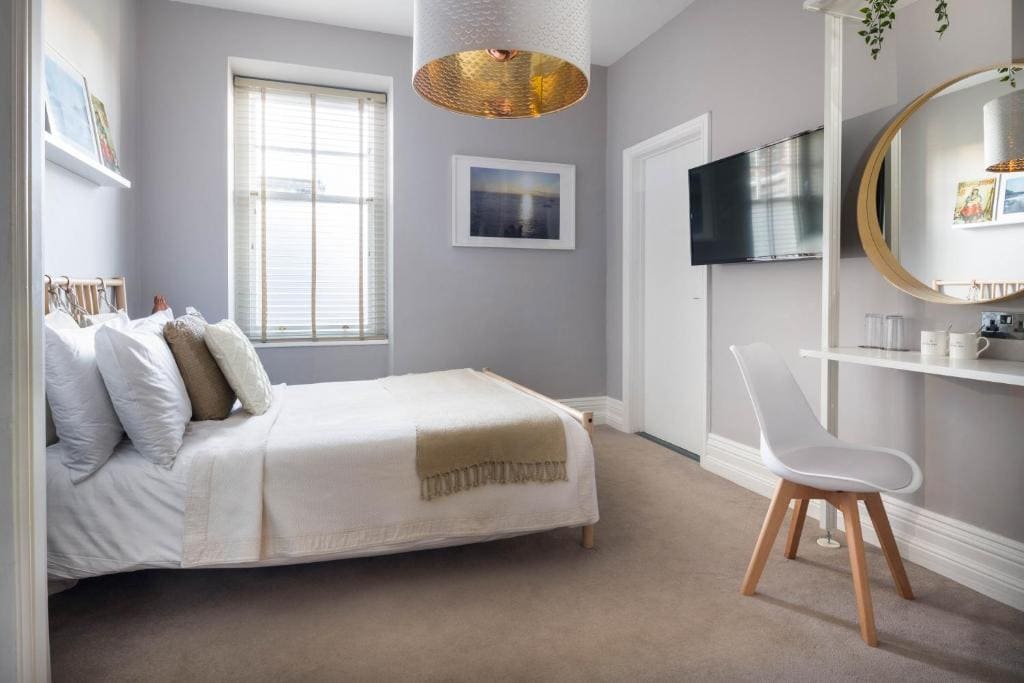 Family Room room - Image 1
