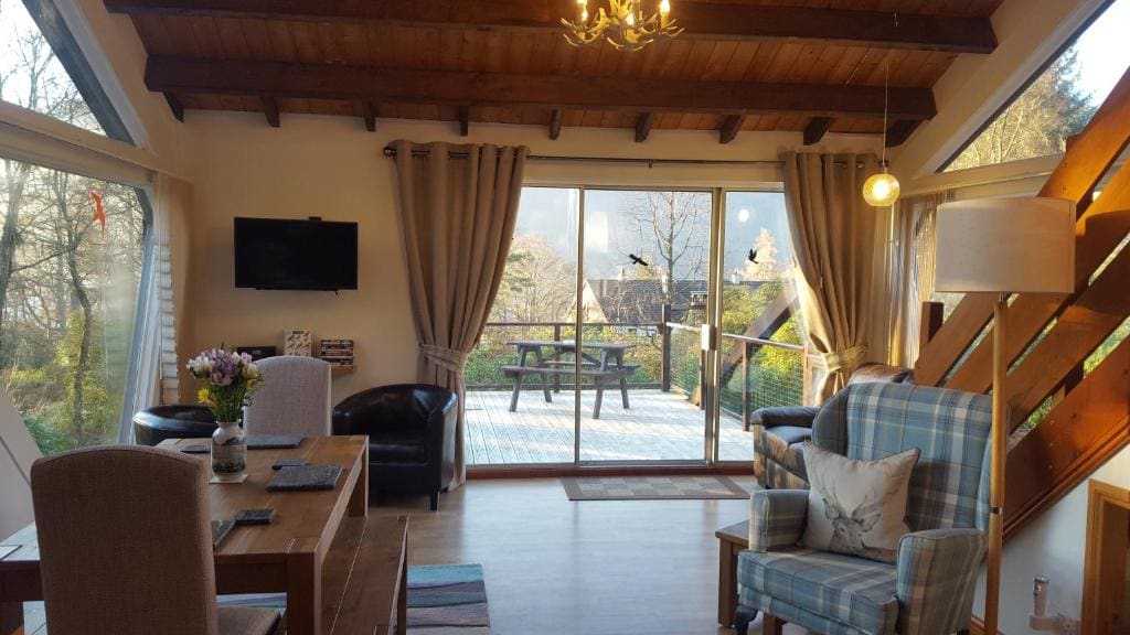 Three-Bedroom Chalet - Blair Lodge room - Image 2