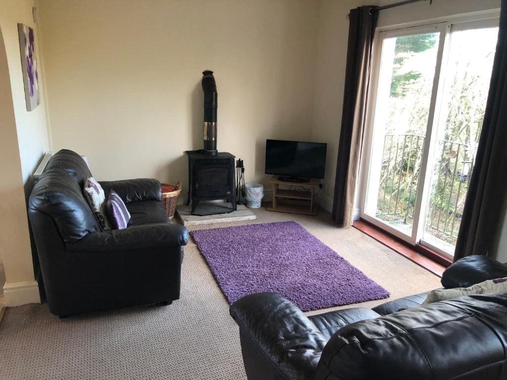 Two-Bedroom Cottage room - Image 1