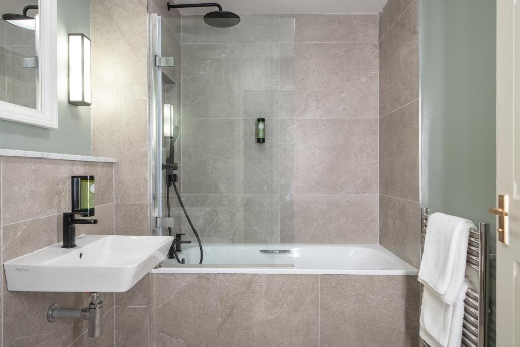 Deluxe Double Room room - Image 1