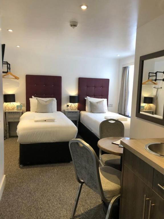 Double or Twin Room room - Image 1