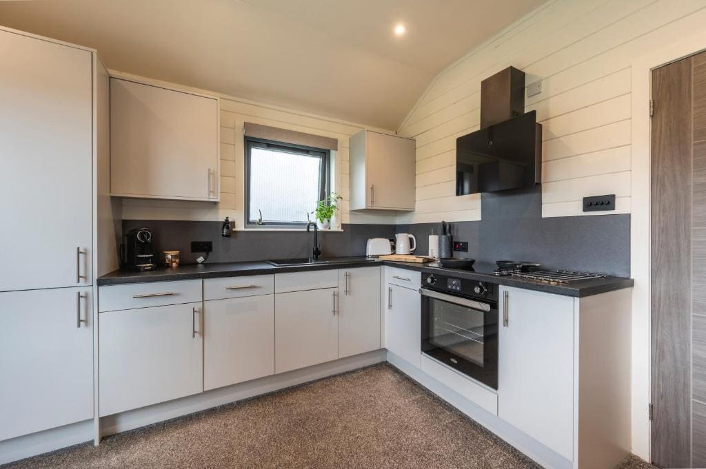 One-Bedroom Chalet room - Image 3