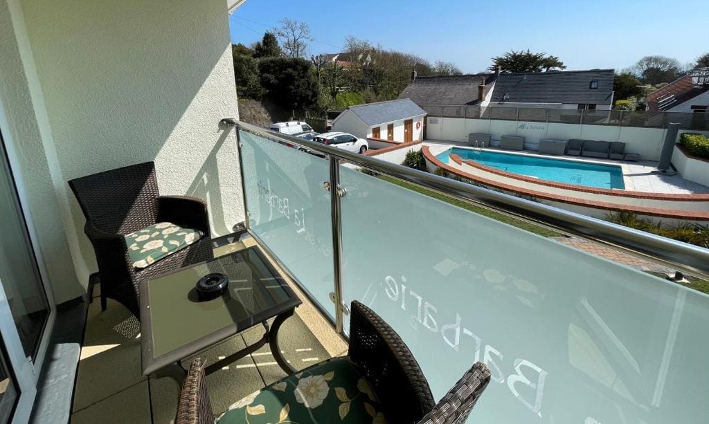 Suite room - Image 1