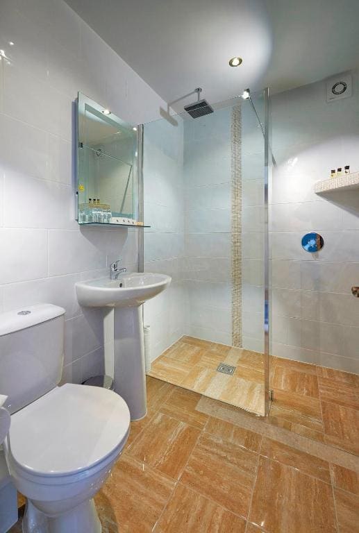 Cosy Double Room room - Image 3
