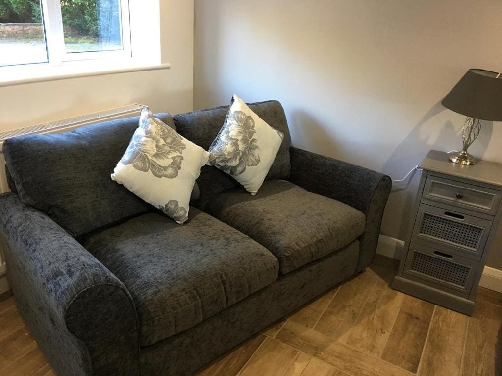 Superior Family Room room - Image 2
