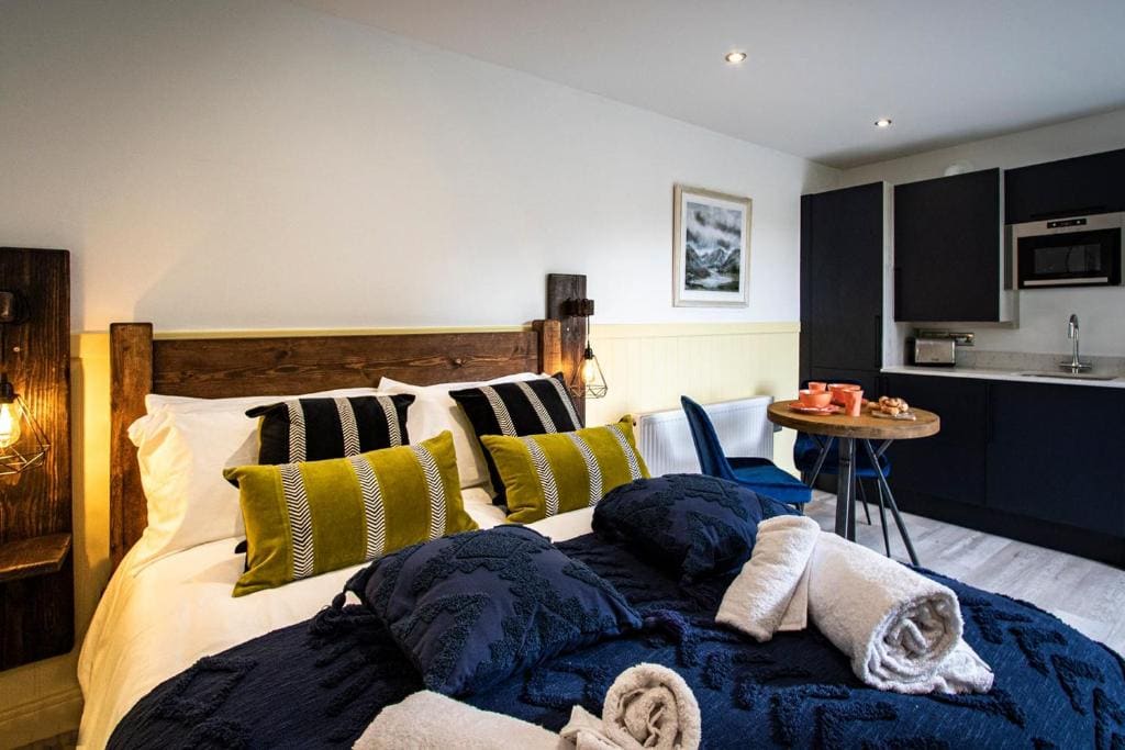 The Spring Wood Pod (Pet Friendly) room - Image 1