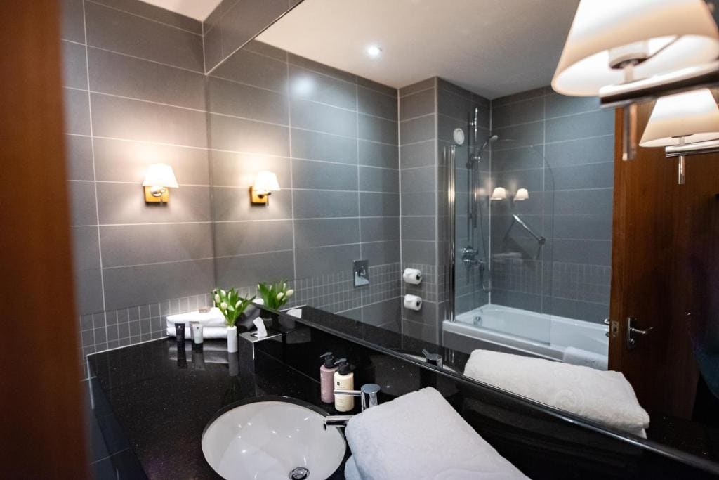 Executive Double or Twin Room room - Image 2