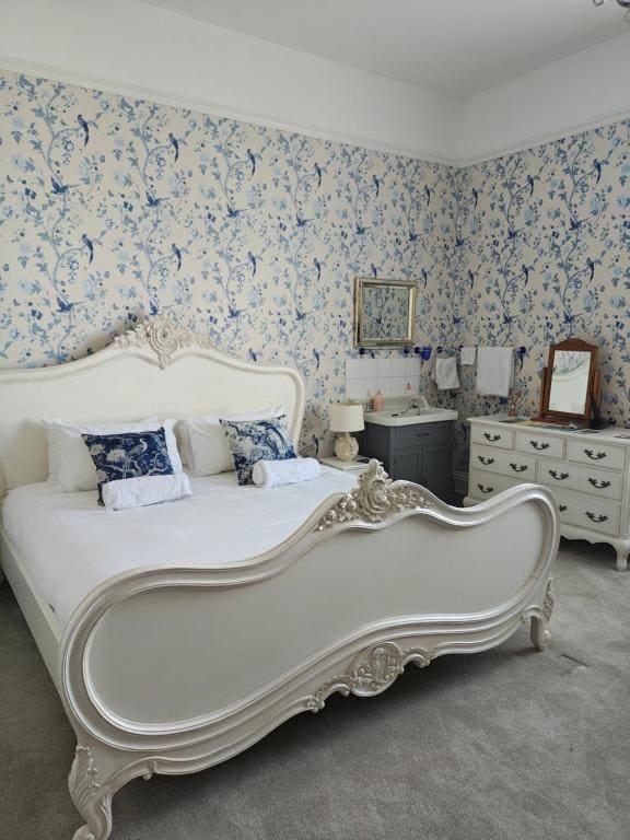 Superior King Room room - Image 2