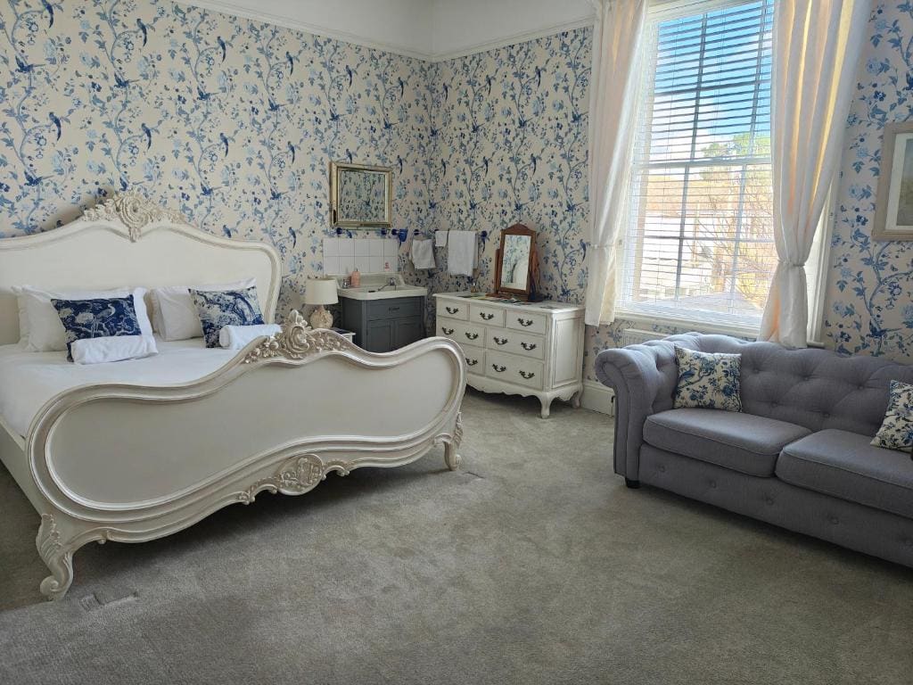 Superior King Room room - Image 1