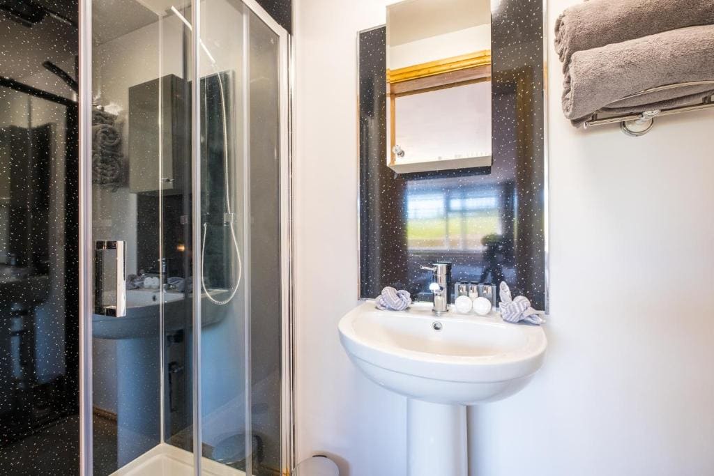 Deluxe Double or Twin Room with Garden View room - Image 3
