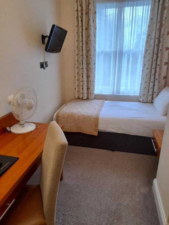 Standard Single Room room - Image 1