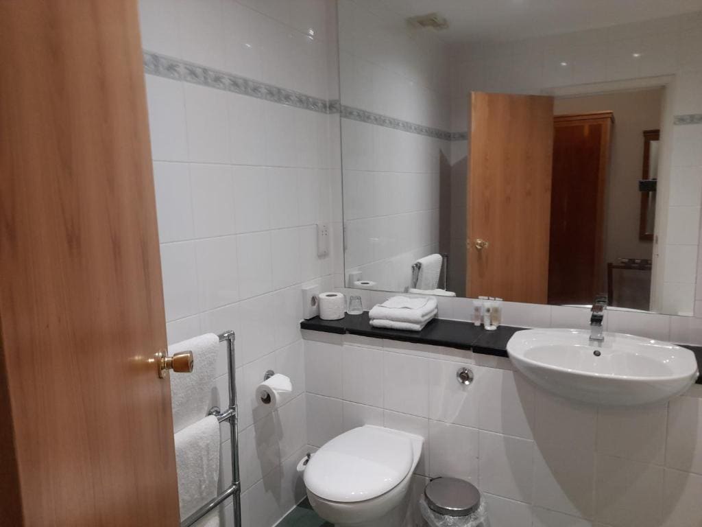 Standard Double Room room - Image 3