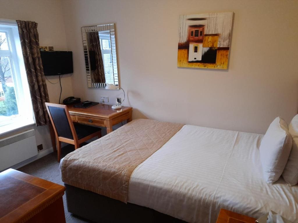 Superior Single Room room - Image 2