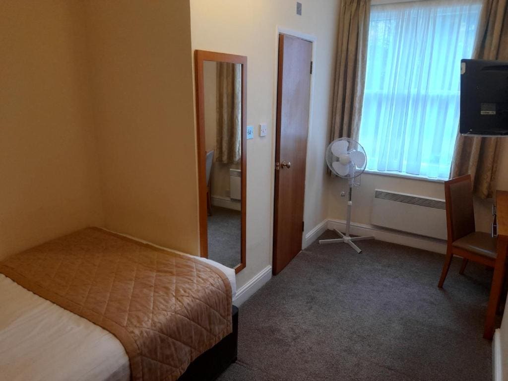 Standard Single Room room - Image 2