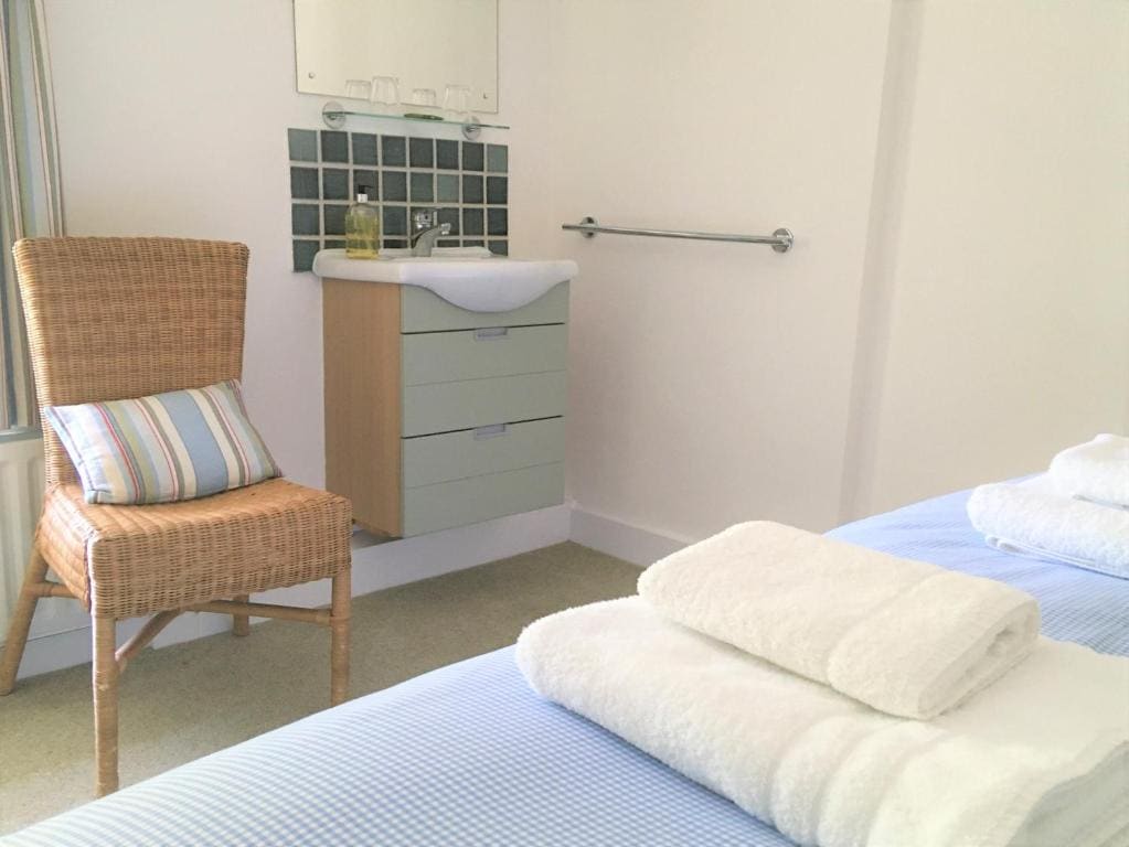 Double Room with Private Bathroom room - Image 3