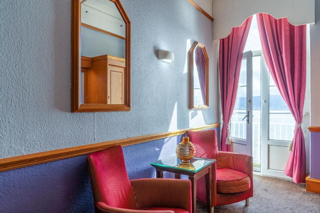Twin Room with Sea View room - Image 2