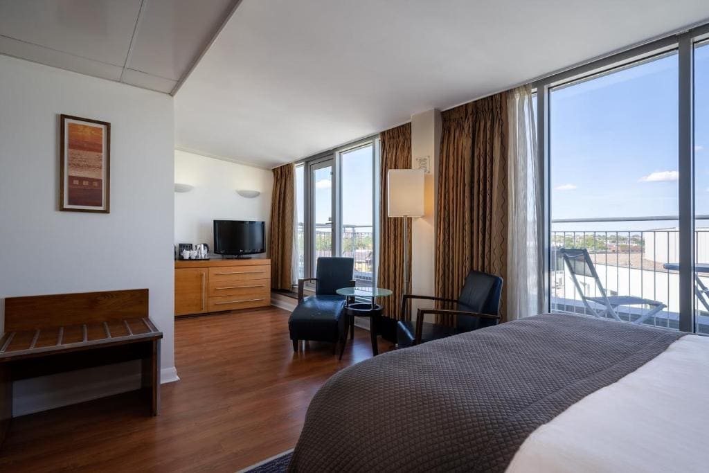 Standard Queen Room room - Image 1