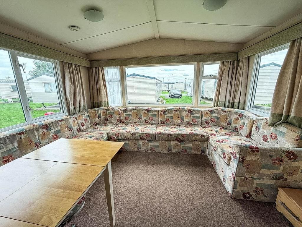 Mobile Home room - Image 3