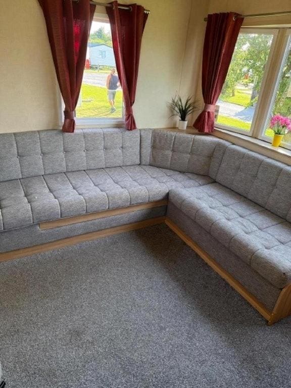 Mobile Home room - Image 3