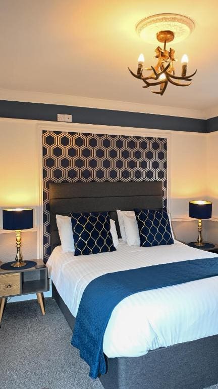 Superior Double Room room - Image 2