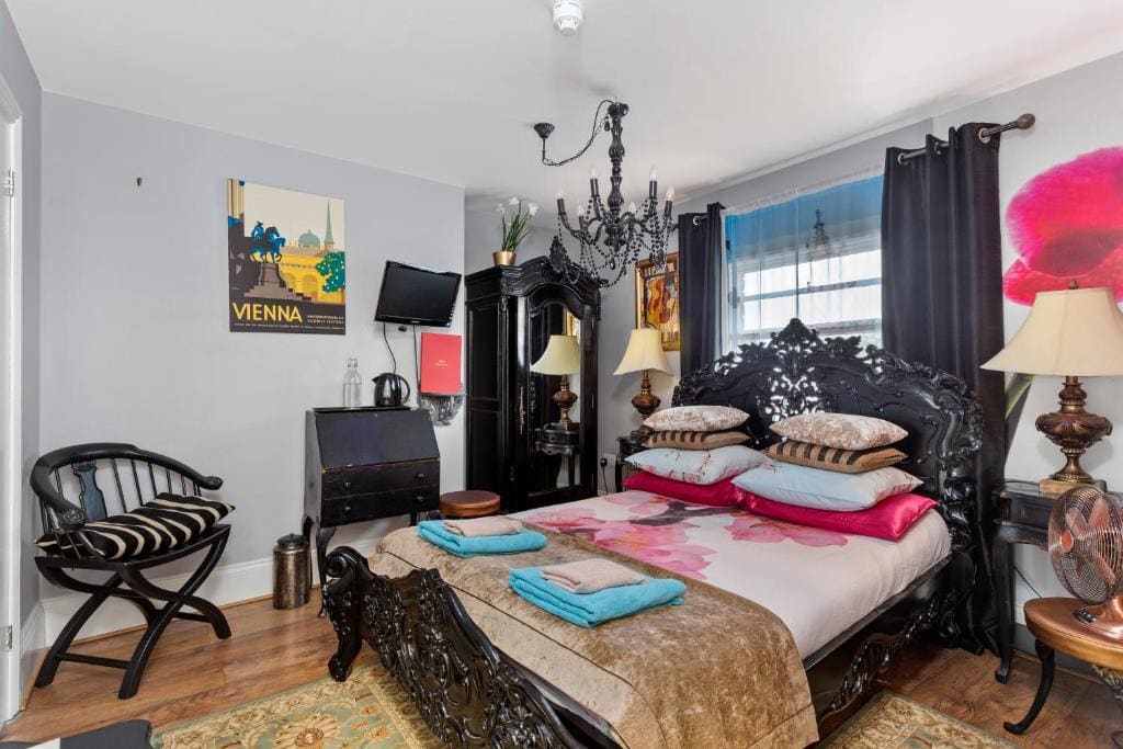 Standard Double Room room - Image 3