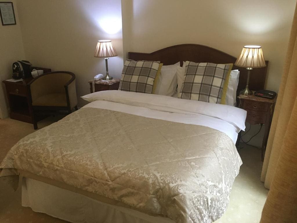 Small Double Room room - Image 1