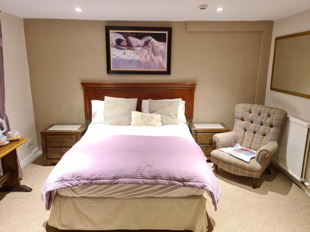 Budget Double Room room - Image 2