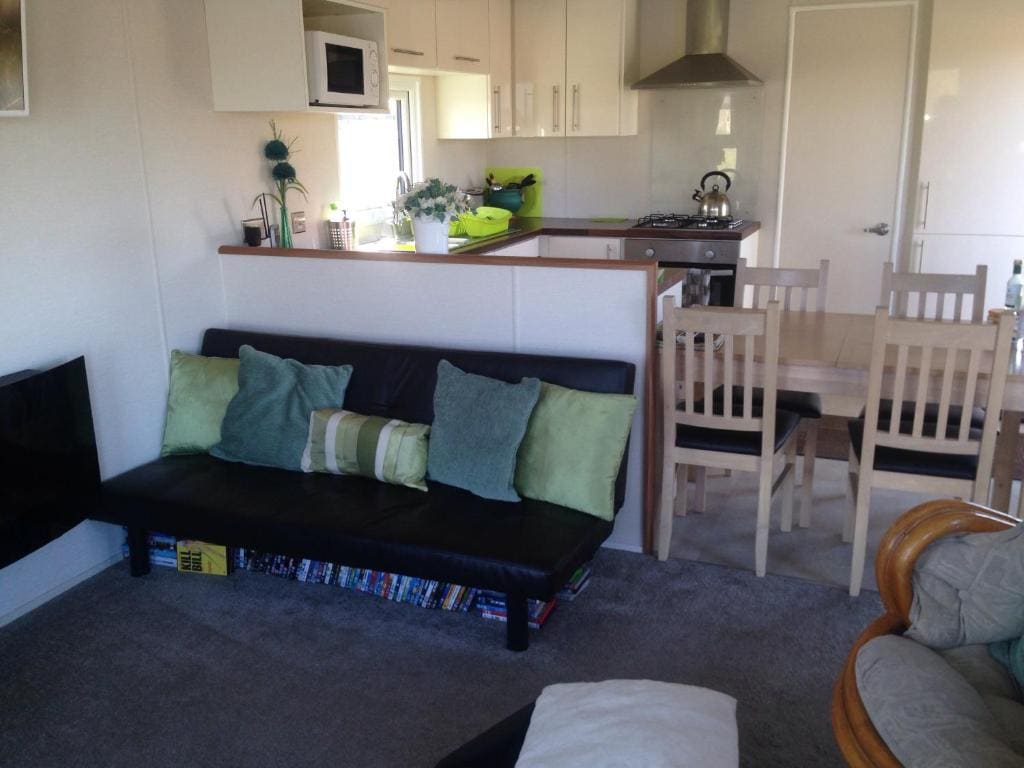 Cabin with Lake View room - Image 1