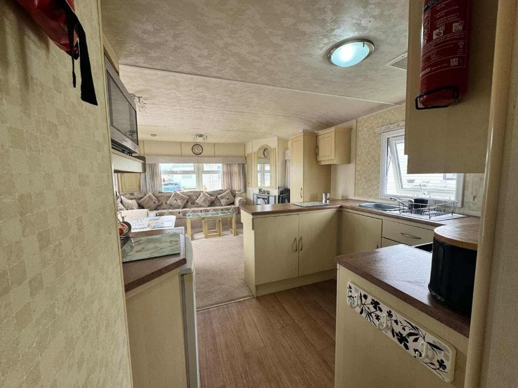 Caravan room - Image 2