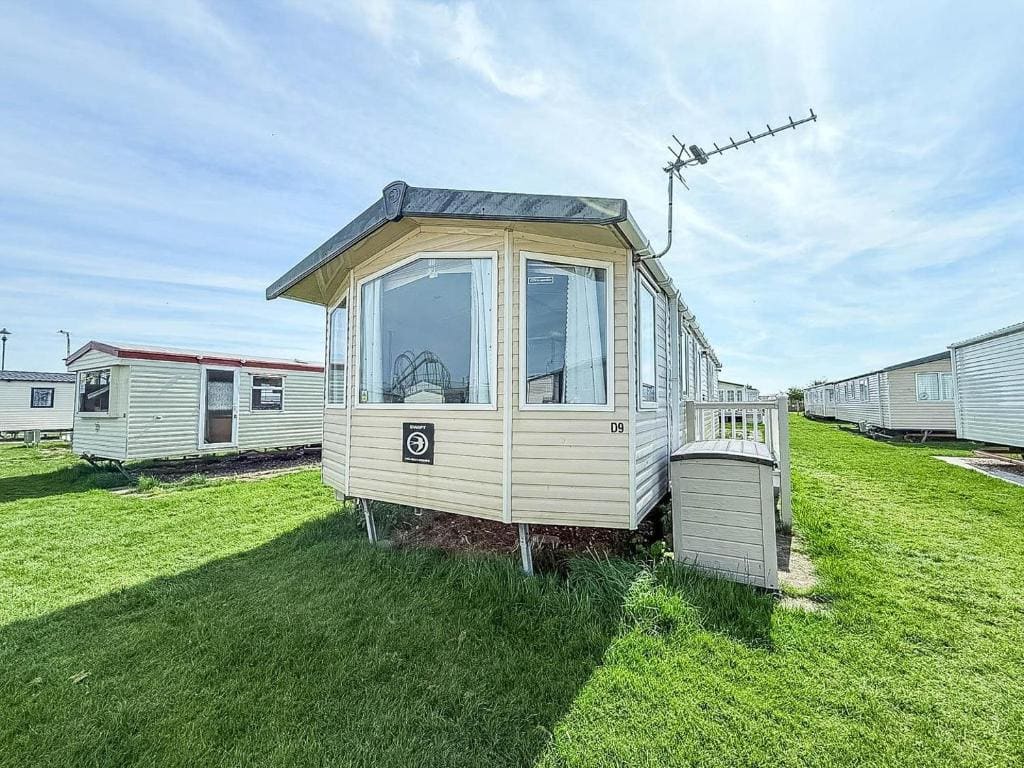 Mobile Home room - Image 3