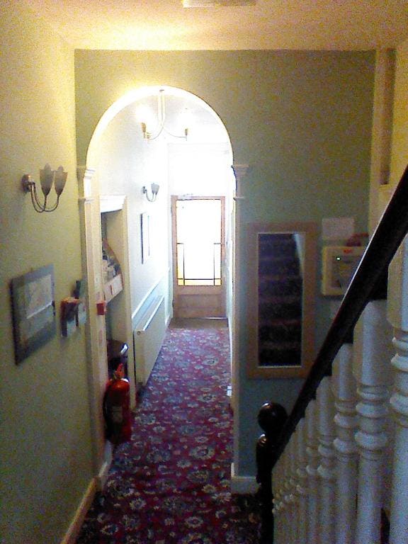 Double Room with Private Bathroom room - Image 2
