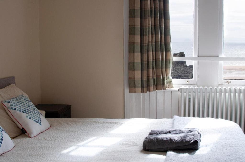 Family Room with Sea View room - Image 3
