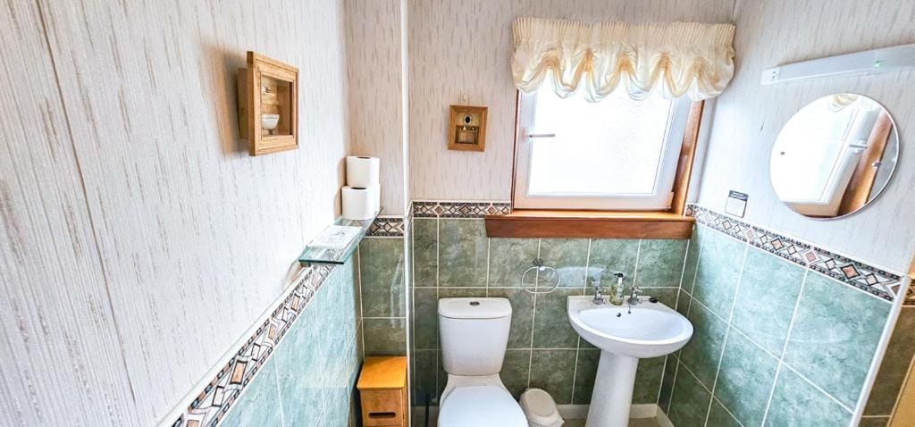 Standard Triple Room room - Image 3