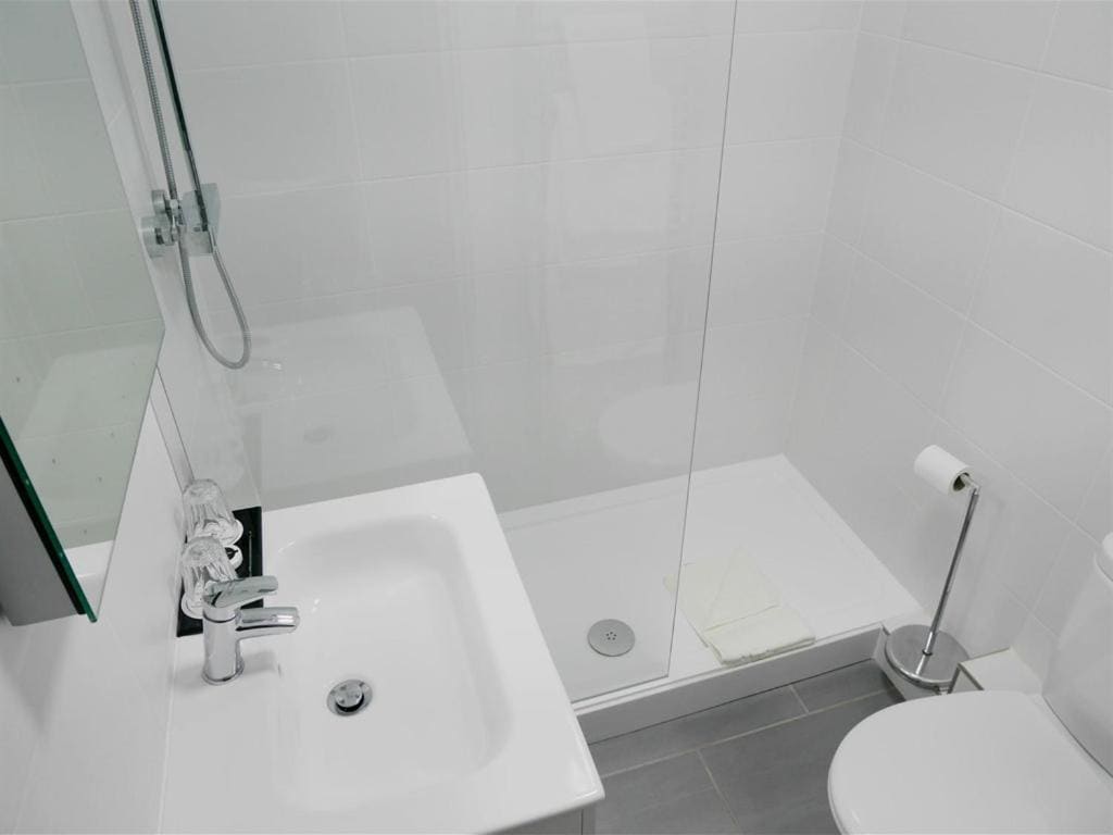 Standard Double Room room - Image 3