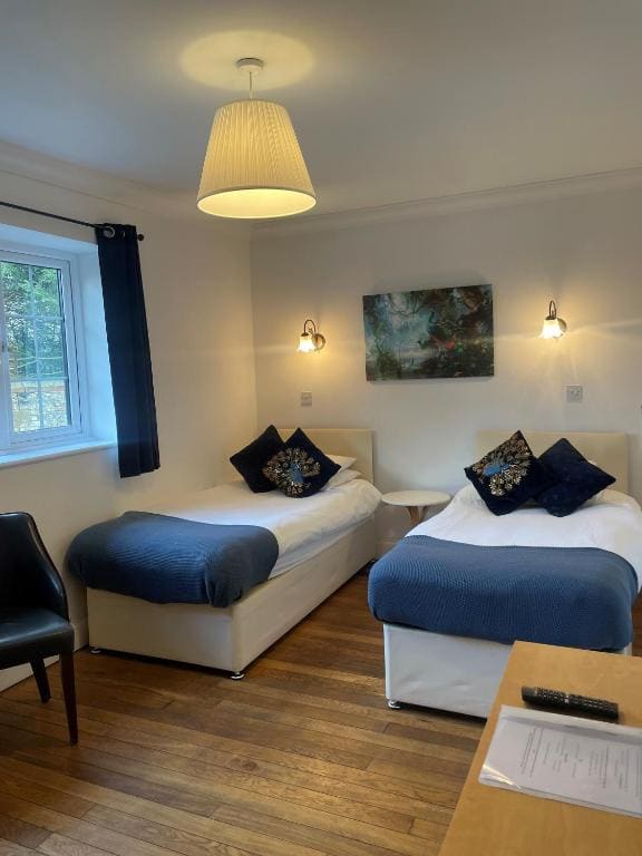 Double or Twin Room with Private Bathroom room - Image 2