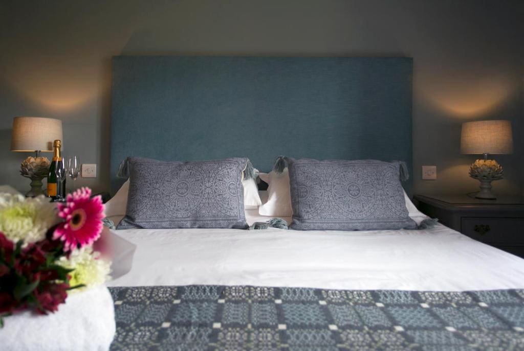 Deluxe Double or Twin Room room - Image 2