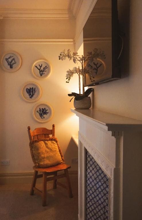Family Room room - Image 1